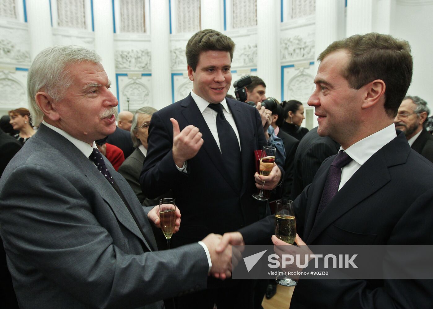 Dmitry Medvedev presents state awards for arts and culture