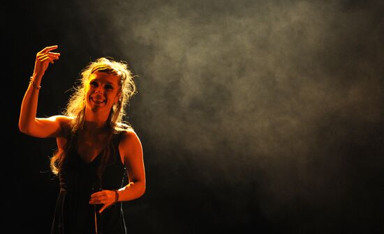 ZAZ performs in Moscow