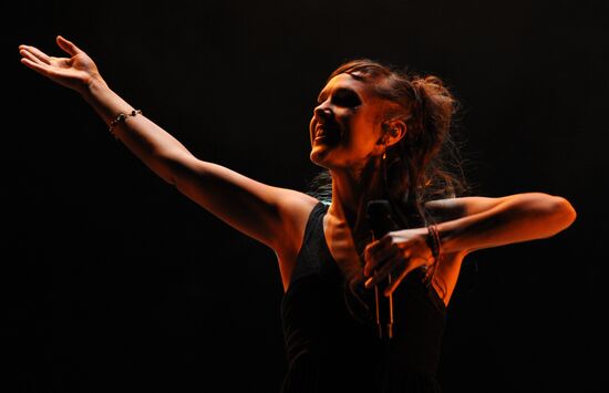 ZAZ performs in Moscow