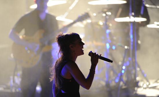 ZAZ performs in Moscow