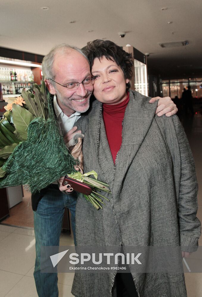 Gordon's "Brothel Lights" premiere in Moscow