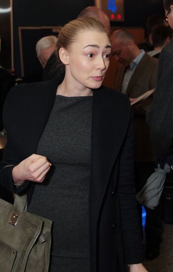 Gordon's "Brothel Lights" premiere in Moscow