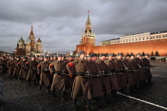 Rehearsal of march on 70th anniversary of 7 November 1941 parade