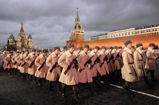 Rehearsal of march on 70th anniversary of 7 November 1941 parade
