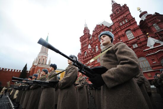 Rehearsal of march on 70th anniversary of 7 November 1941 parade