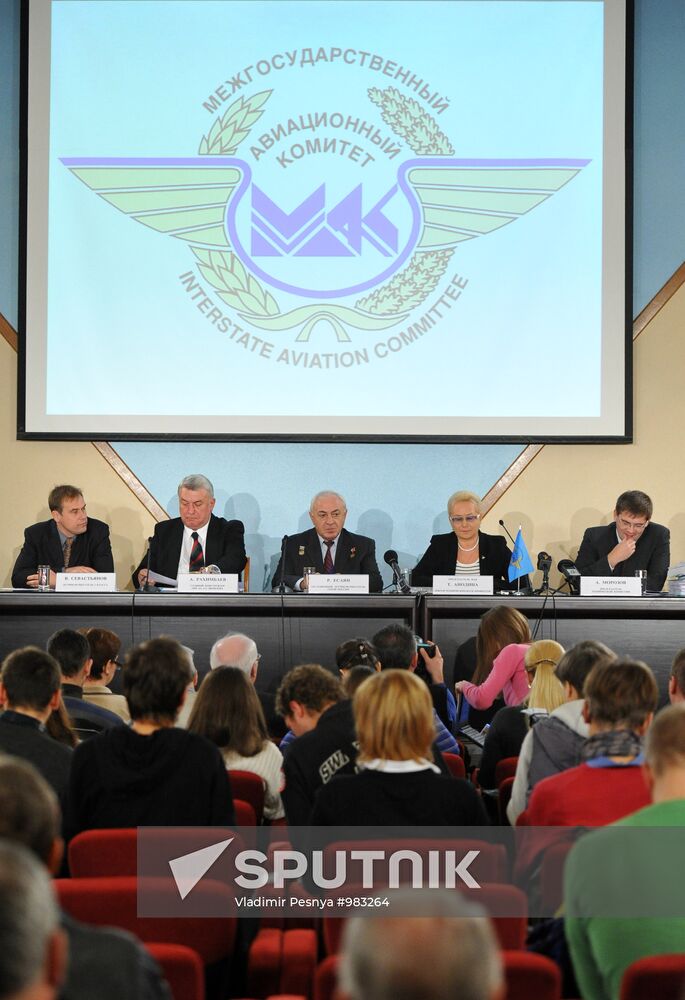 News conference on investigation of Yak-42D plane crash