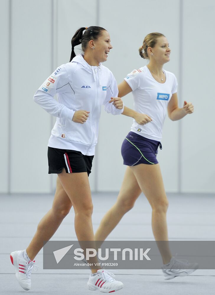 Tennis. 2011 Fed Cup. Finals. Trainings