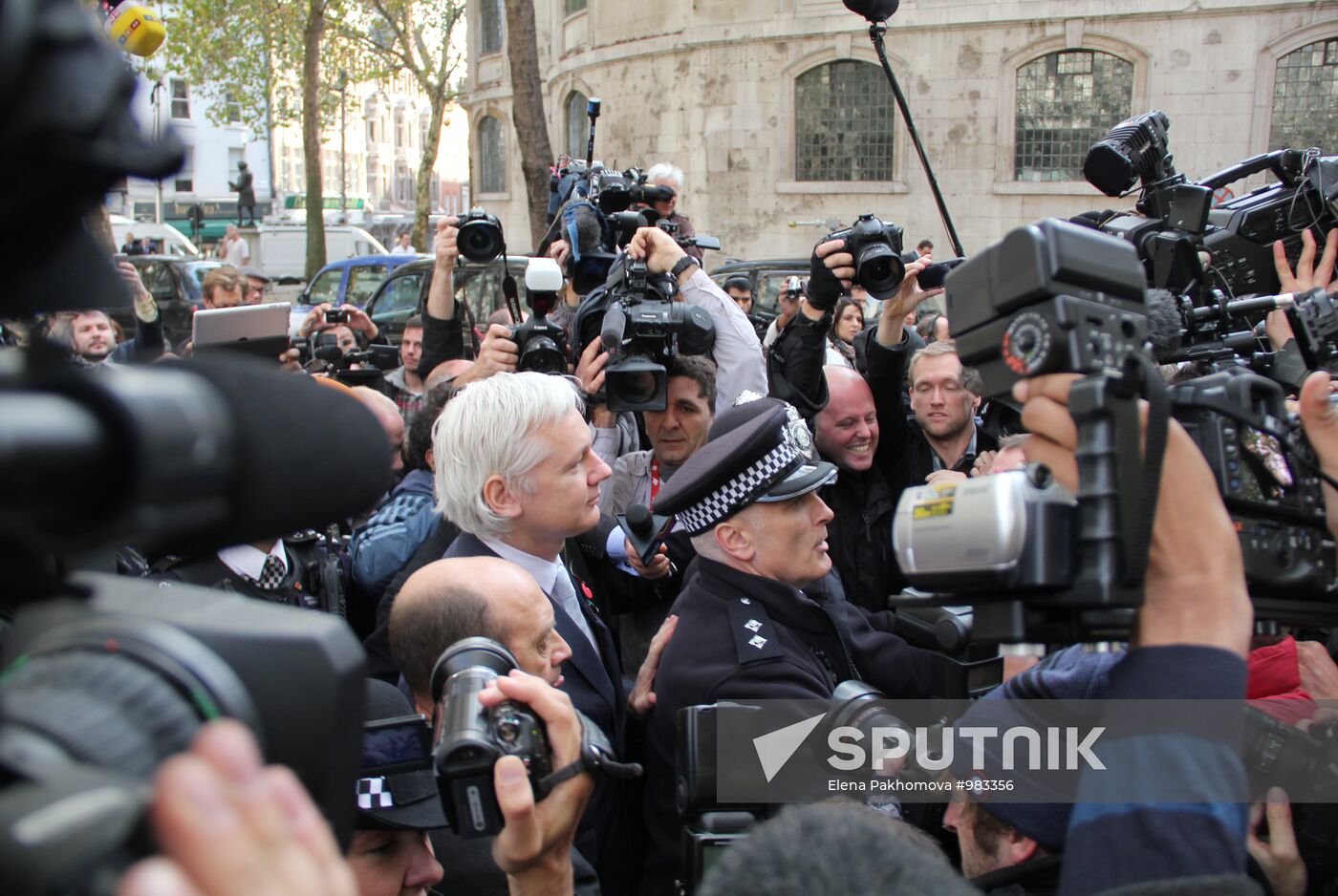 British Court confirms decision on Julian Assange's extradition