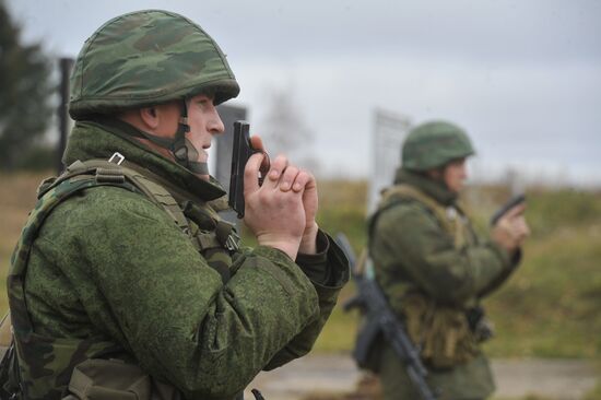 Firing exercises by 4th tank brigade reconnaissance company WMD