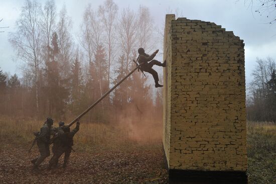 Firing exercises by 4th tank brigade reconnaissance company WMD