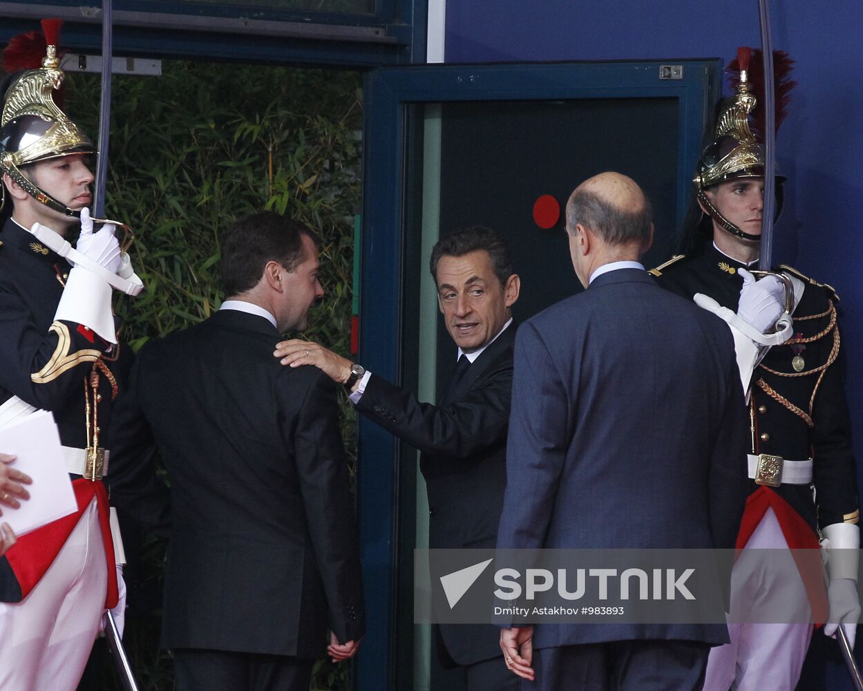 Dmitry Medvedev at G20 summit in Cannes