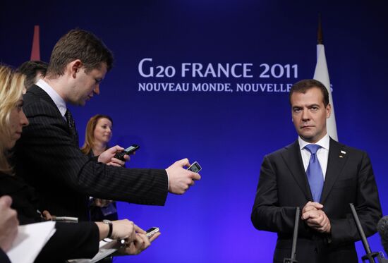 Dmitri Medvedev takes part in G20 summit, Cannes