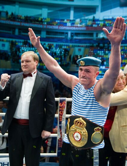 Boxing. Bout between Denis Lebedev and James Toney