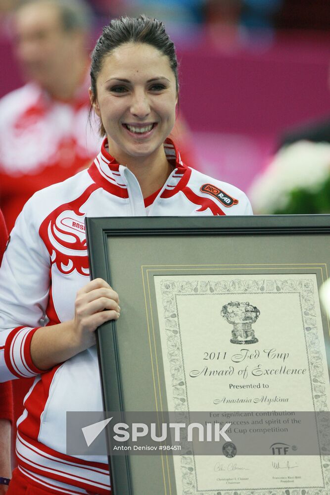 Fed Cup Tennis 2011: Finals, Day One