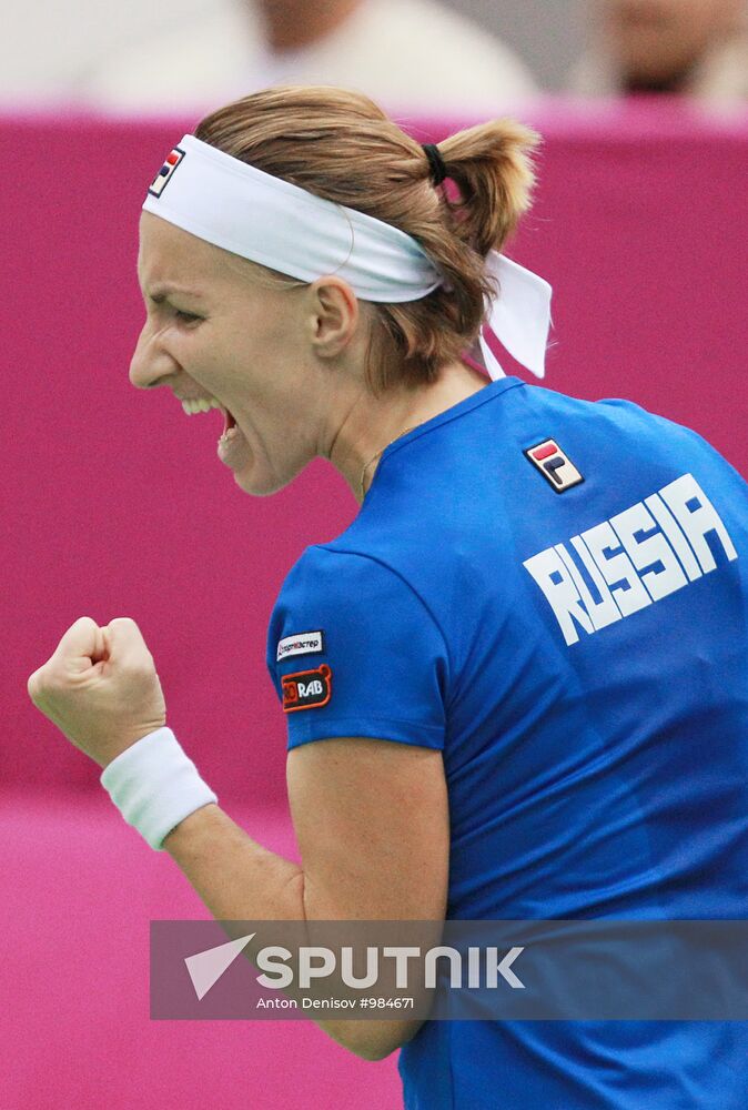 Fed Cup Tennis 2011: Finals, Day One