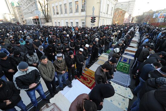 Russian Muslims celebrate Eid al-Adha in Moscow