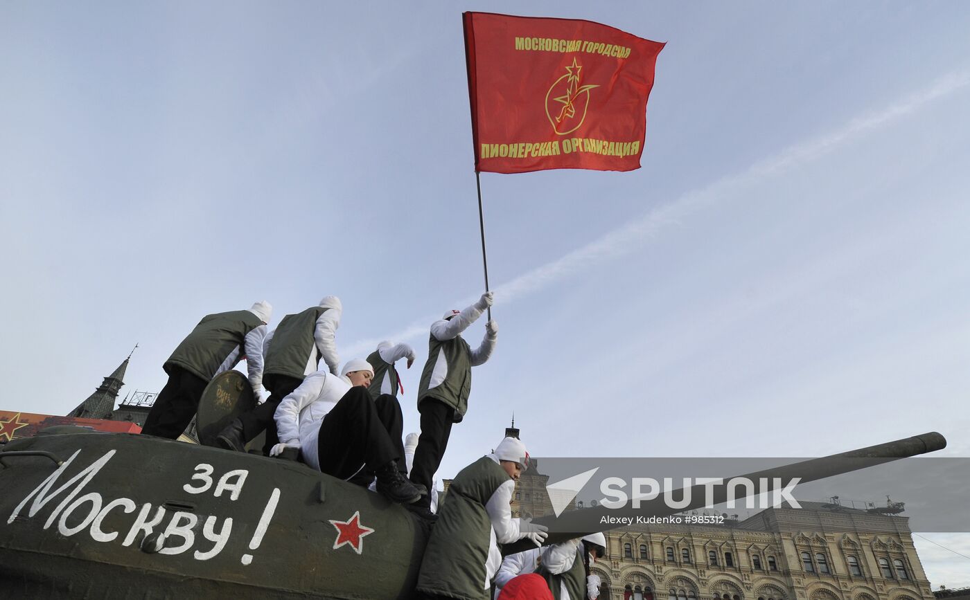 March in honor of 70th anniversary of war-time parade