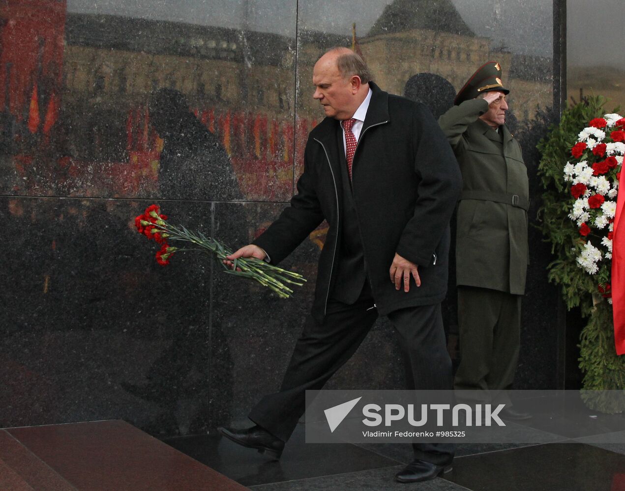 Laying flowers and wreaths to Lenin Mausoleum