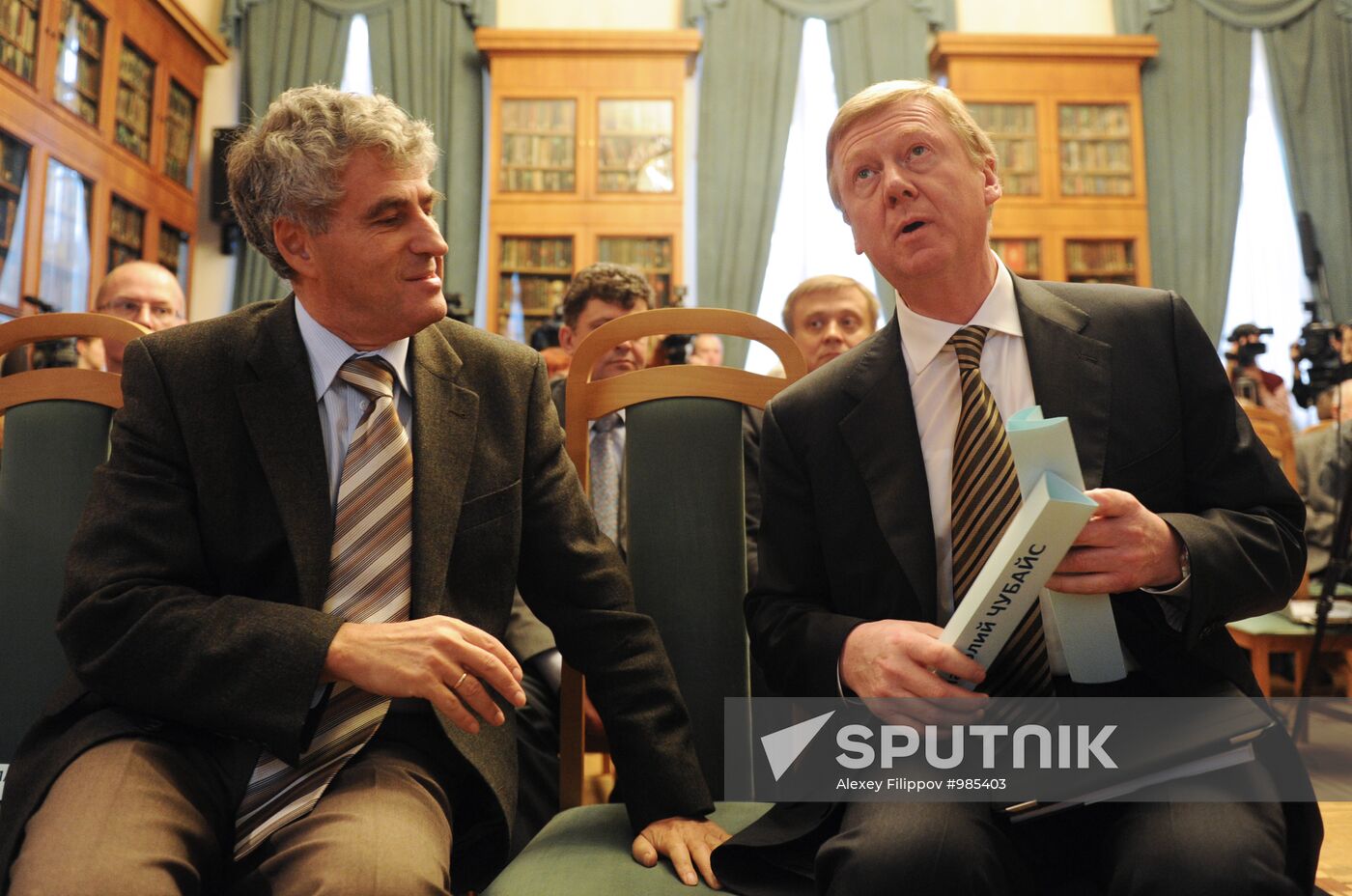 Presentation of book "Turning point in Russia's modern history"