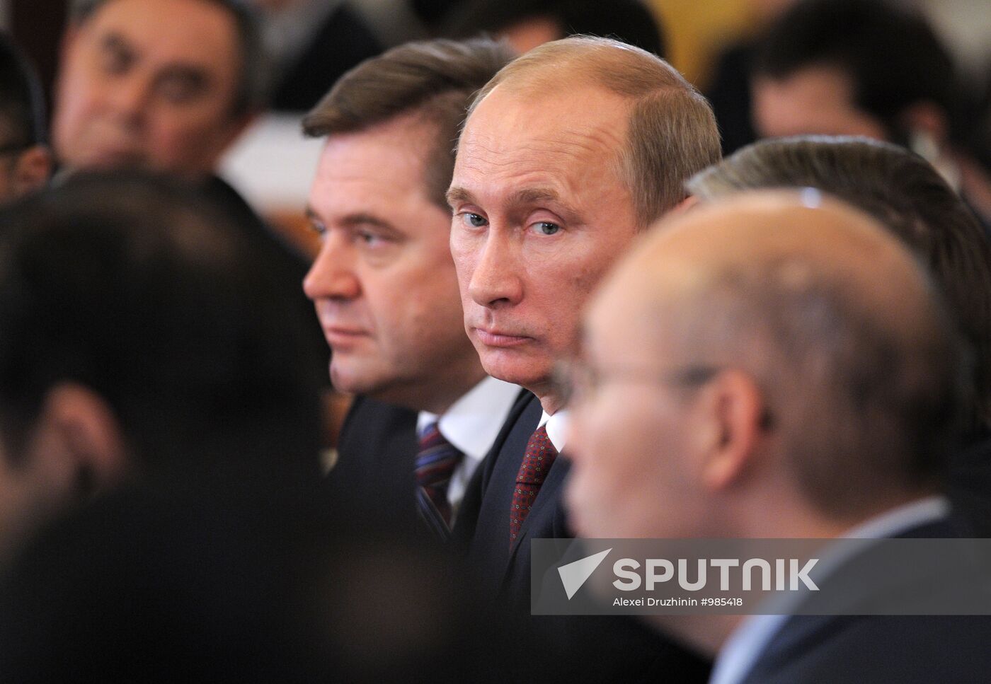 Vladimir Putin on working trip to North Western Federal District