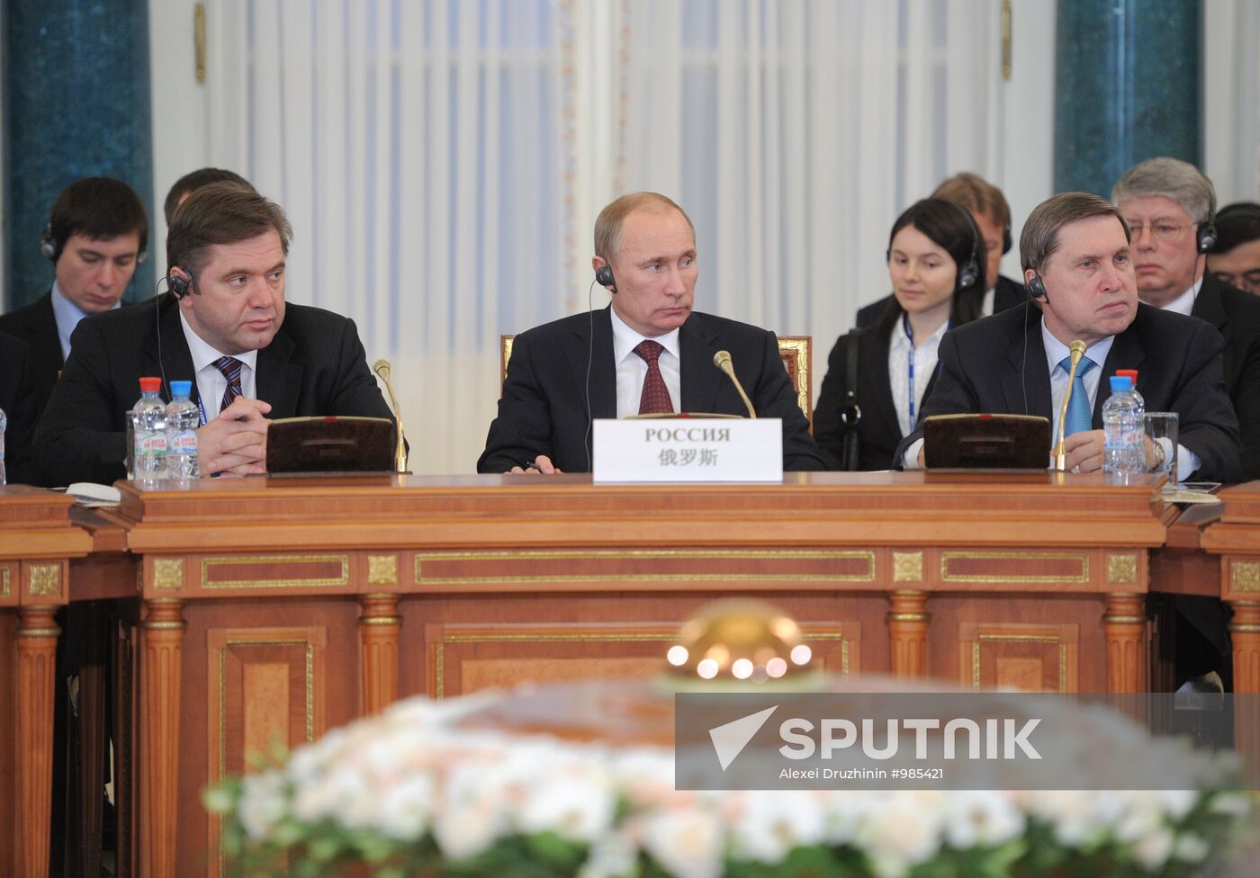 Vladimir Putin on working trip to North Western Federal District