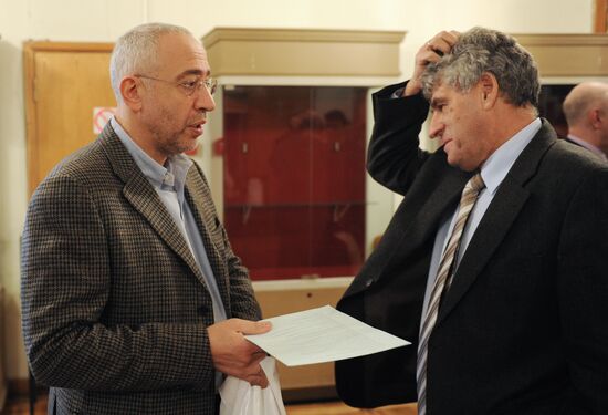 Presentation of book "Turning point in Russia's modern history"
