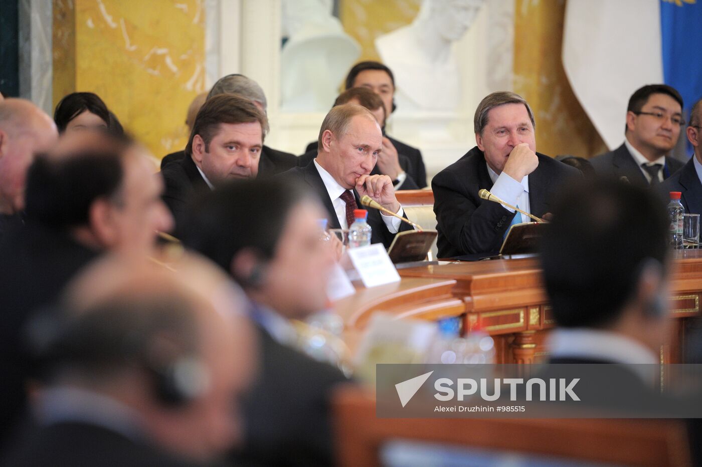 Vladimir Putin on working trip to North Western Federal District