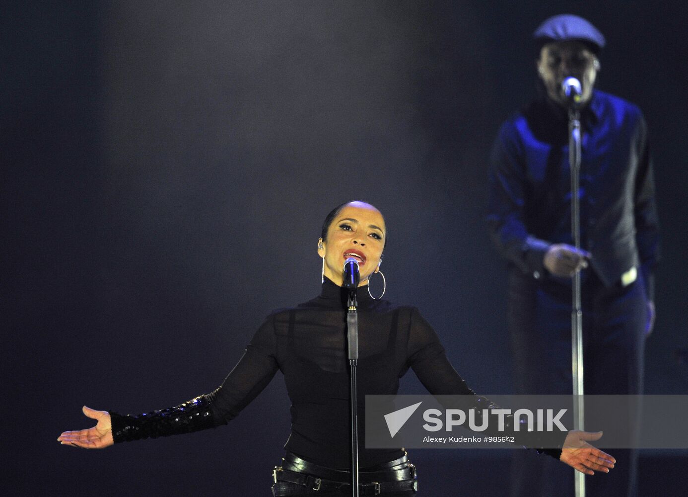 Sade performs in Moscow