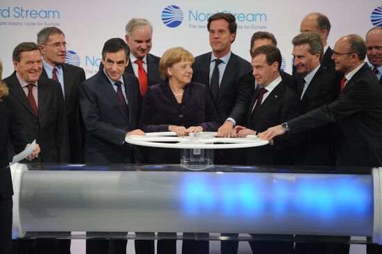 Dmitry Medvedev attends Nord Stream pipilene commissioning