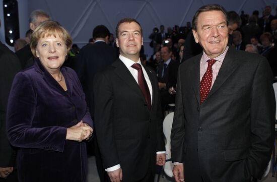 Dmitry Medvedev attends Nord Stream pipeline commissioning