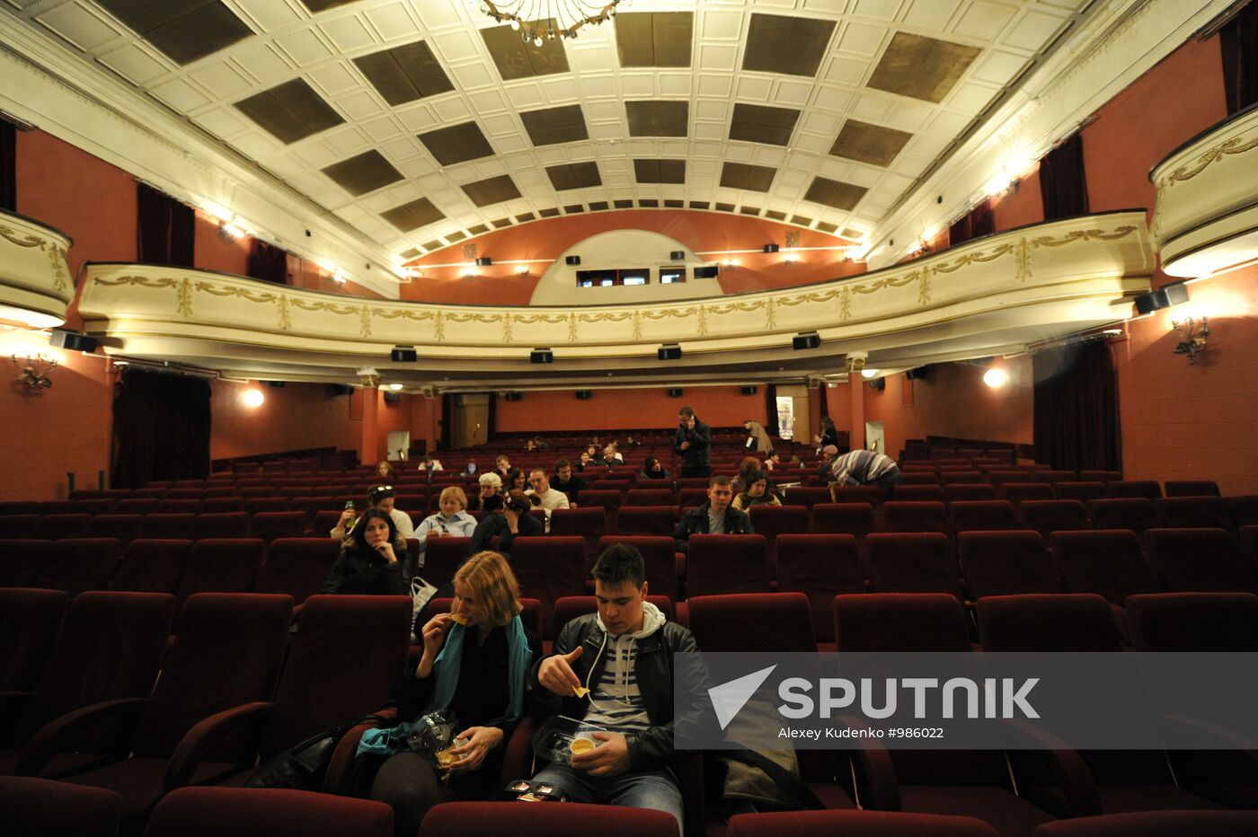 Khudozhestvenny movie theater to undergo reconstruction in 2012