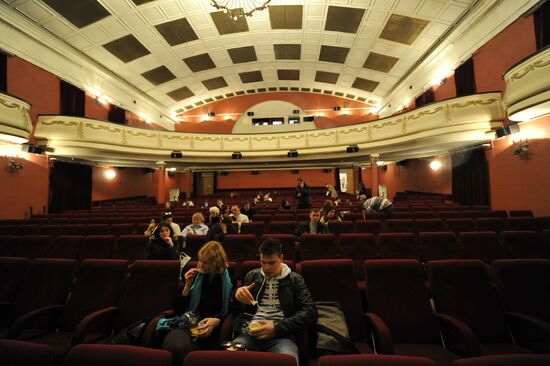 Khudozhestvenny movie theater to undergo reconstruction in 2012