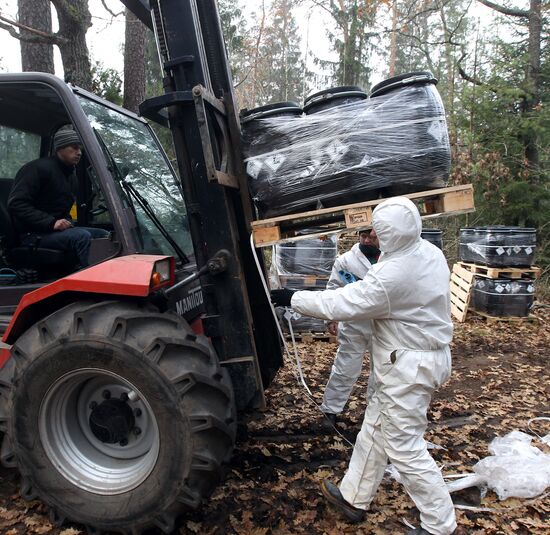 Elimination of Slonimsky obsolete pesticide burial site