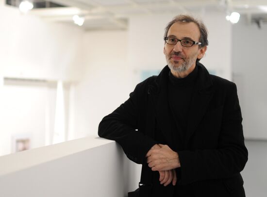 Exhibitions Dance in Vogue and "Ten Days Before..." launched