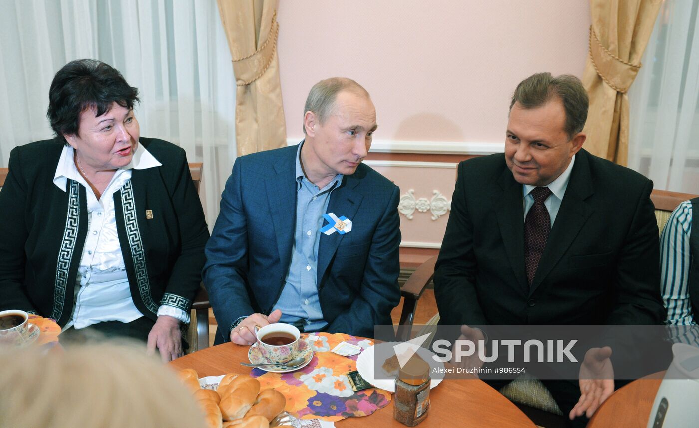 Vladimir Putin visits Northwestern Federal District