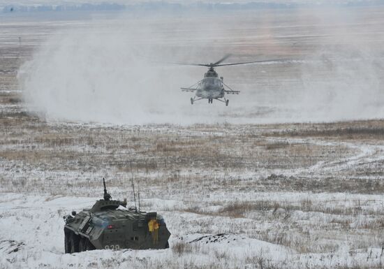 Military units of Shihansky garrison conduct exercises