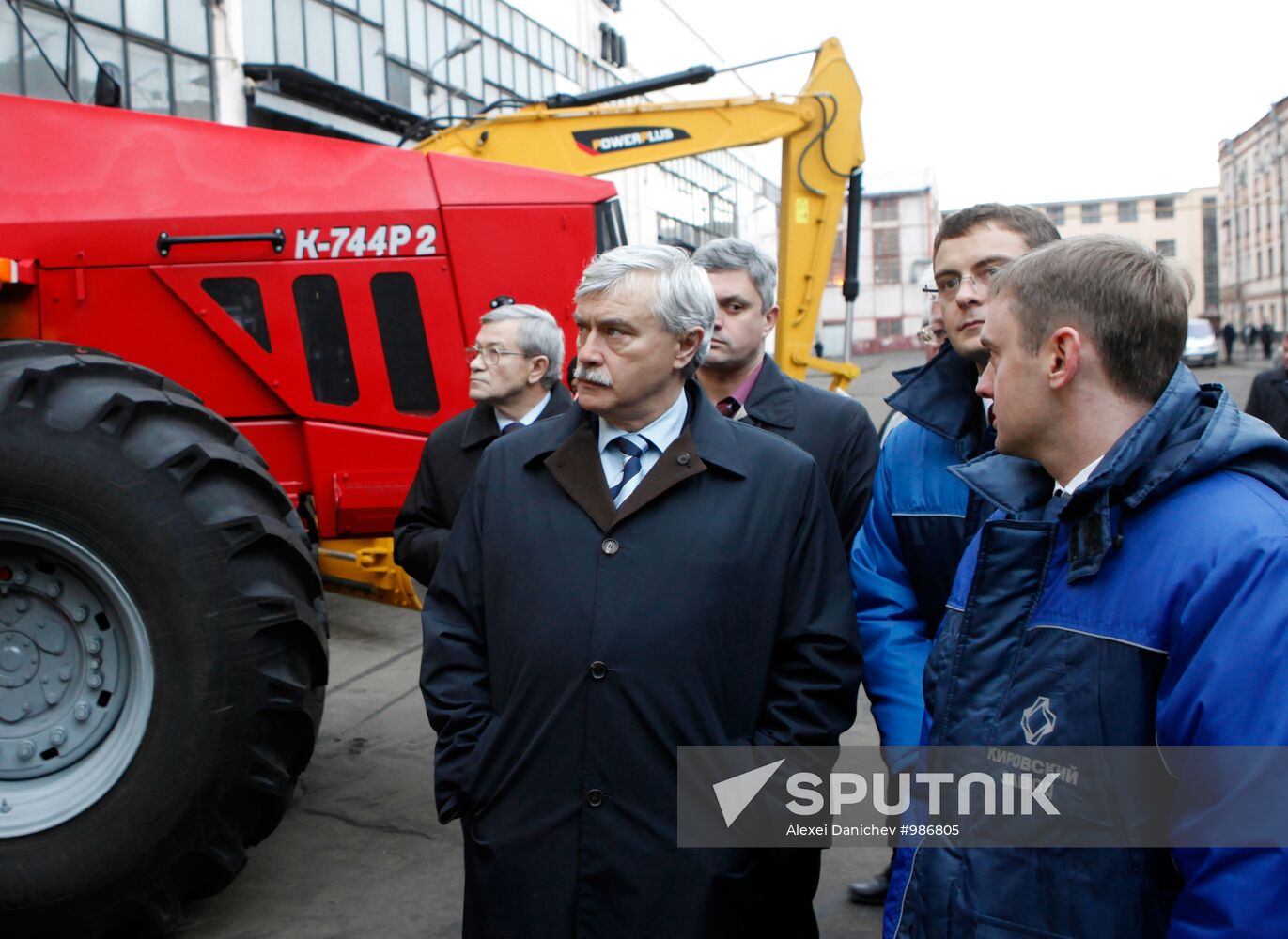 Georgy Poltavchenko visits Kirov plant