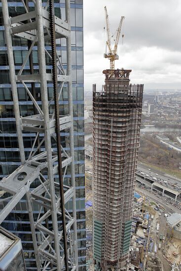 Putting up multi-story building in Moscow City area