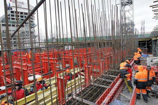 Putting up multi-story building in Moscow City area