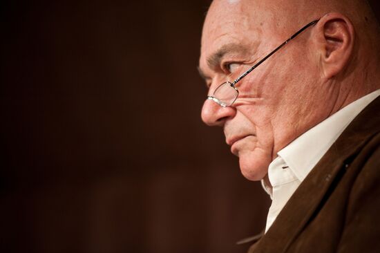 Meeting with Vladimir Pozner at Bukvoyed bookshop