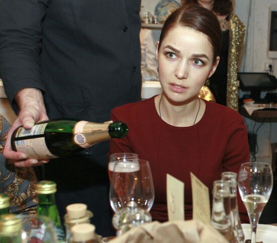 Abrau-Durso Sparkling Wine House holds art dinner