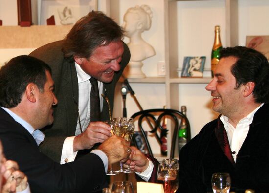 Abrau-Durso Sparkling Wine House holds art dinner