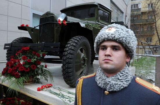 War drivers memorial unveiled in Moscow
