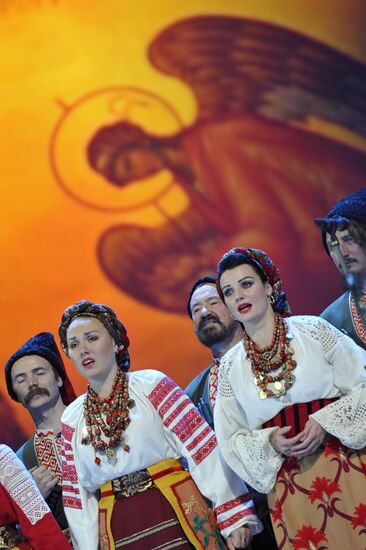 Kuban Cossack Choir performs anniversary concert