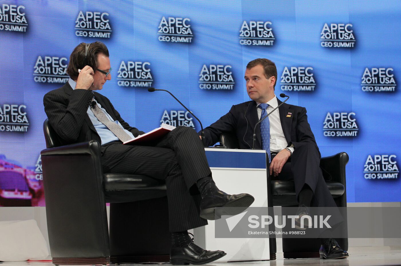 Dmitry Medvedev takes part in APEC Business summit