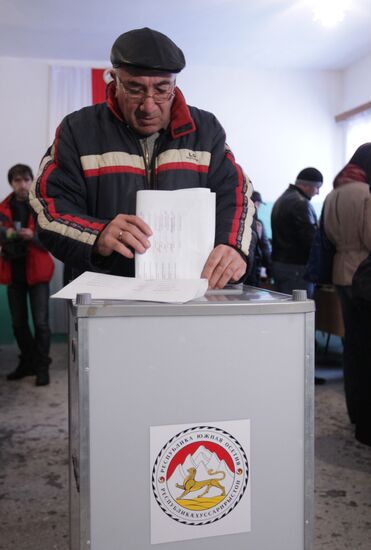 South Ossetia votes in presidential election