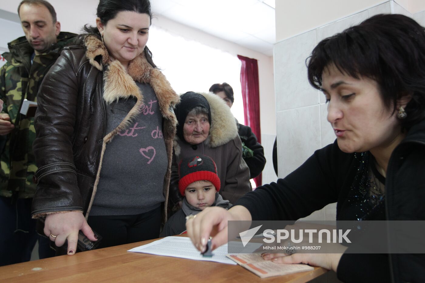 South Ossetia votes in presidential election