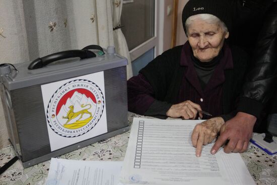 South Ossetia votes in presidential election