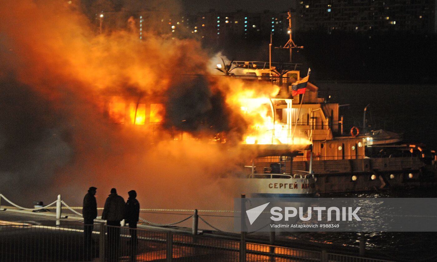 Fire on board the triple-deck ship Sergei Abramov in Moscow