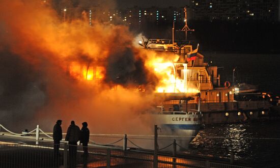 Fire on board the triple-deck ship Sergei Abramov in Moscow